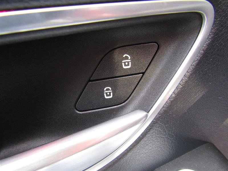 Used 2021 Mercedes-Benz GLS 450 4MATIC image 11