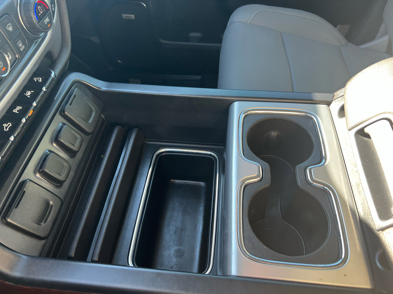 Used 2018 GMC Sierra 1500 SLT image 53