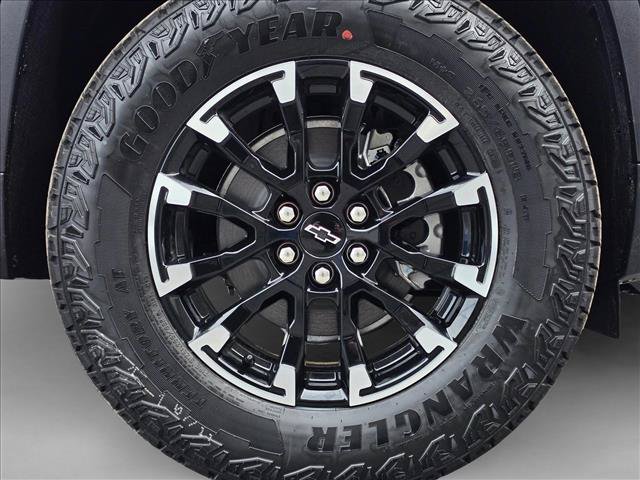 New 2026 Chevrolet Traverse Z71 w/ Enhanced Driving Package AWD/4WD image 9