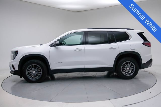 Used 2025 GMC Acadia Elevation FWD image 2
