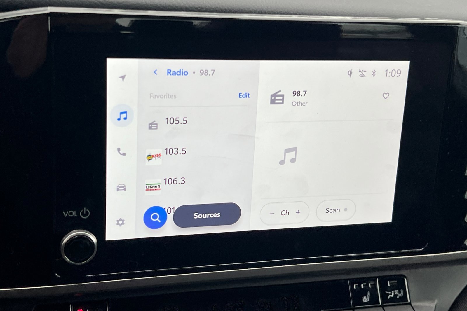 Certified 2025 Toyota Camry LE w/ Convenience Package image 14