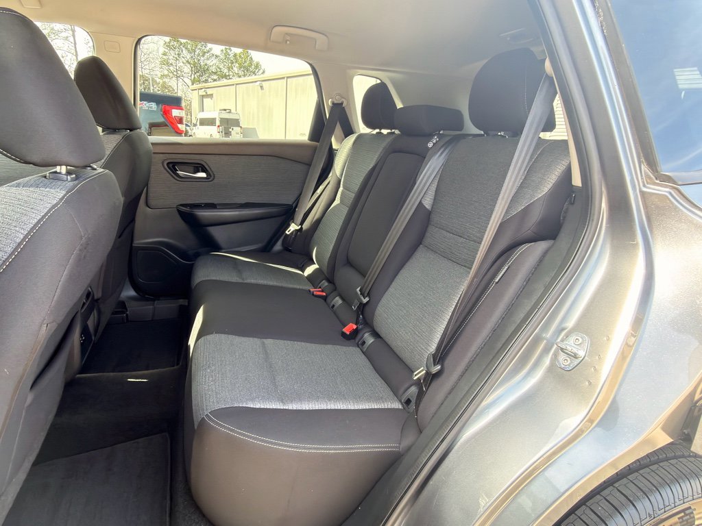 Used 2021 Nissan Rogue SV image 20