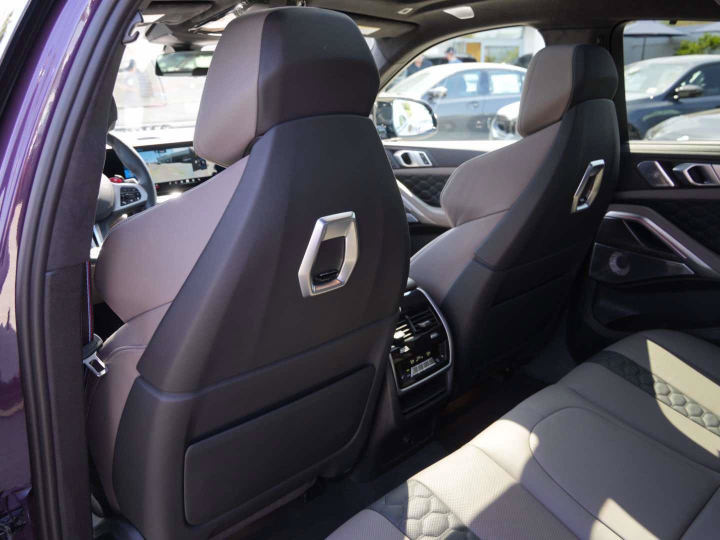 Used 2025 BMW X6 M Competition w/ Executive Package AWD/4WD image 10
