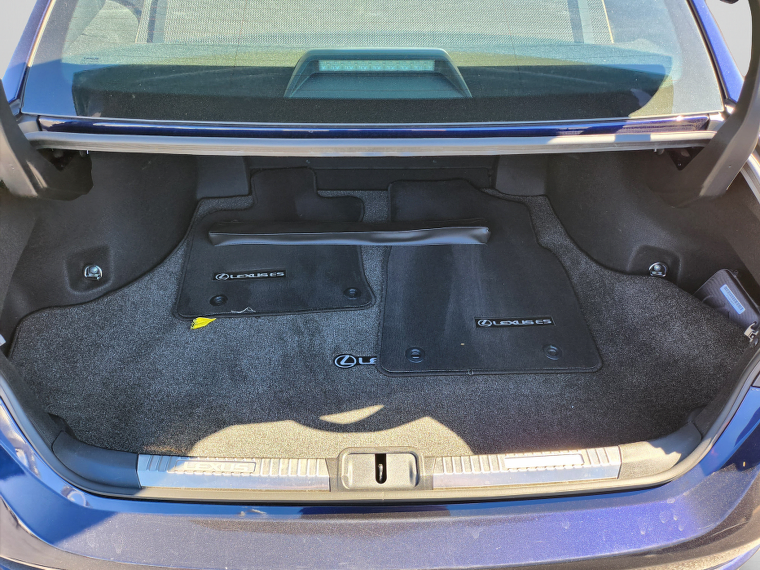 Certified 2023 Lexus ES 350 w/ Premium Package FWD image 23