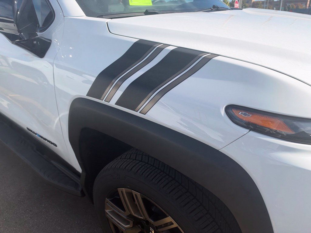 New 2026 Chevrolet Silverado EV LT w/ LPO, Bronze Package AWD/4WD image 7