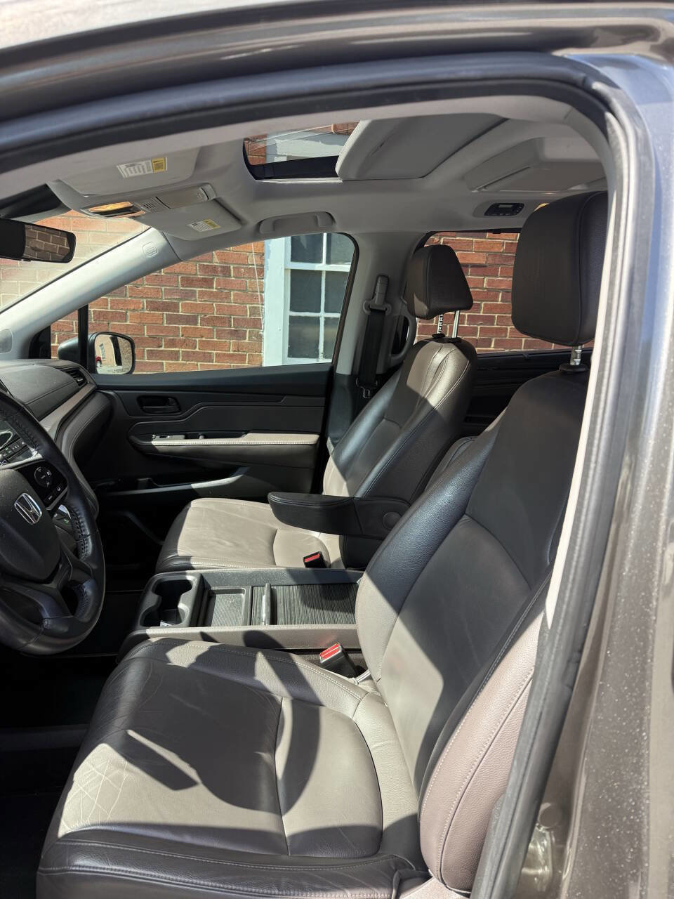 Used 2018 Honda Odyssey EX-L image 6