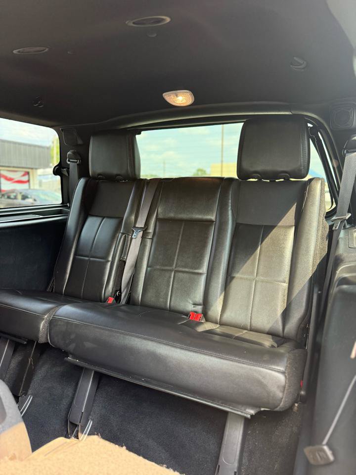 Used 2012 Lincoln Navigator 2WD image 15