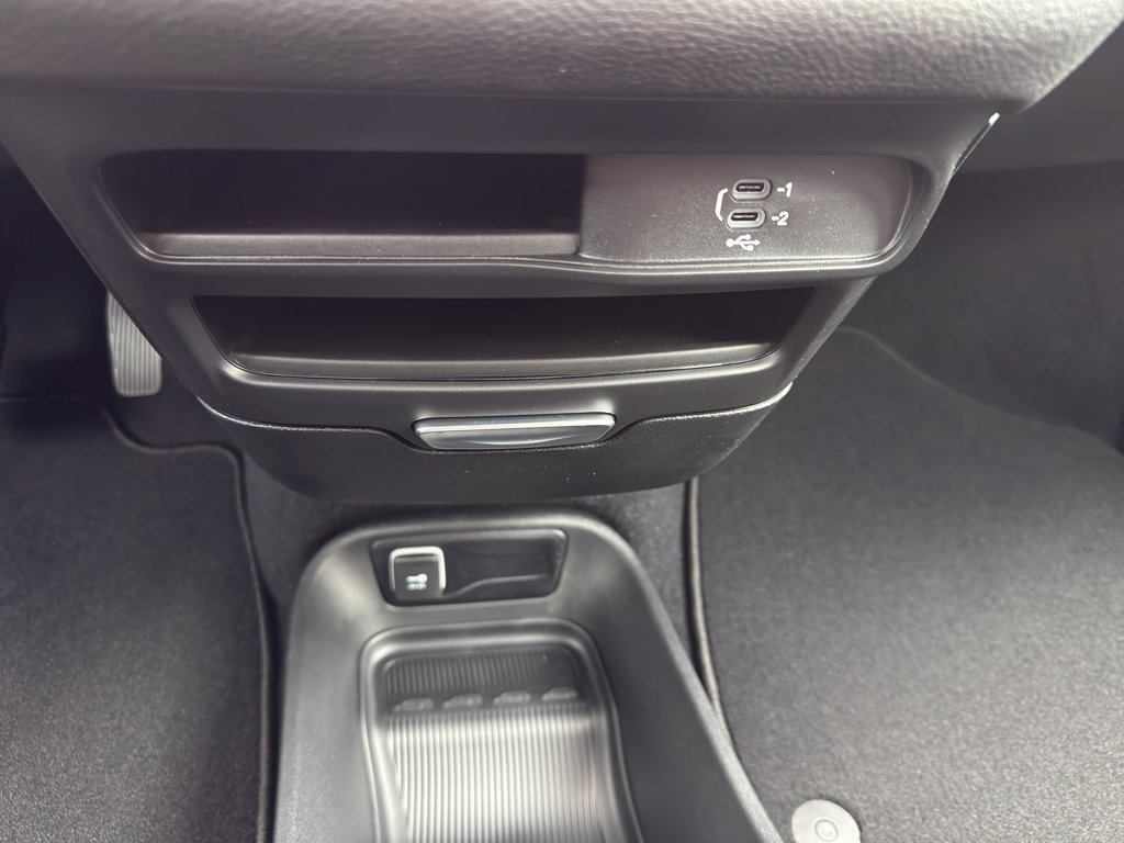 New 2026 Chrysler Pacifica Select FWD image 19