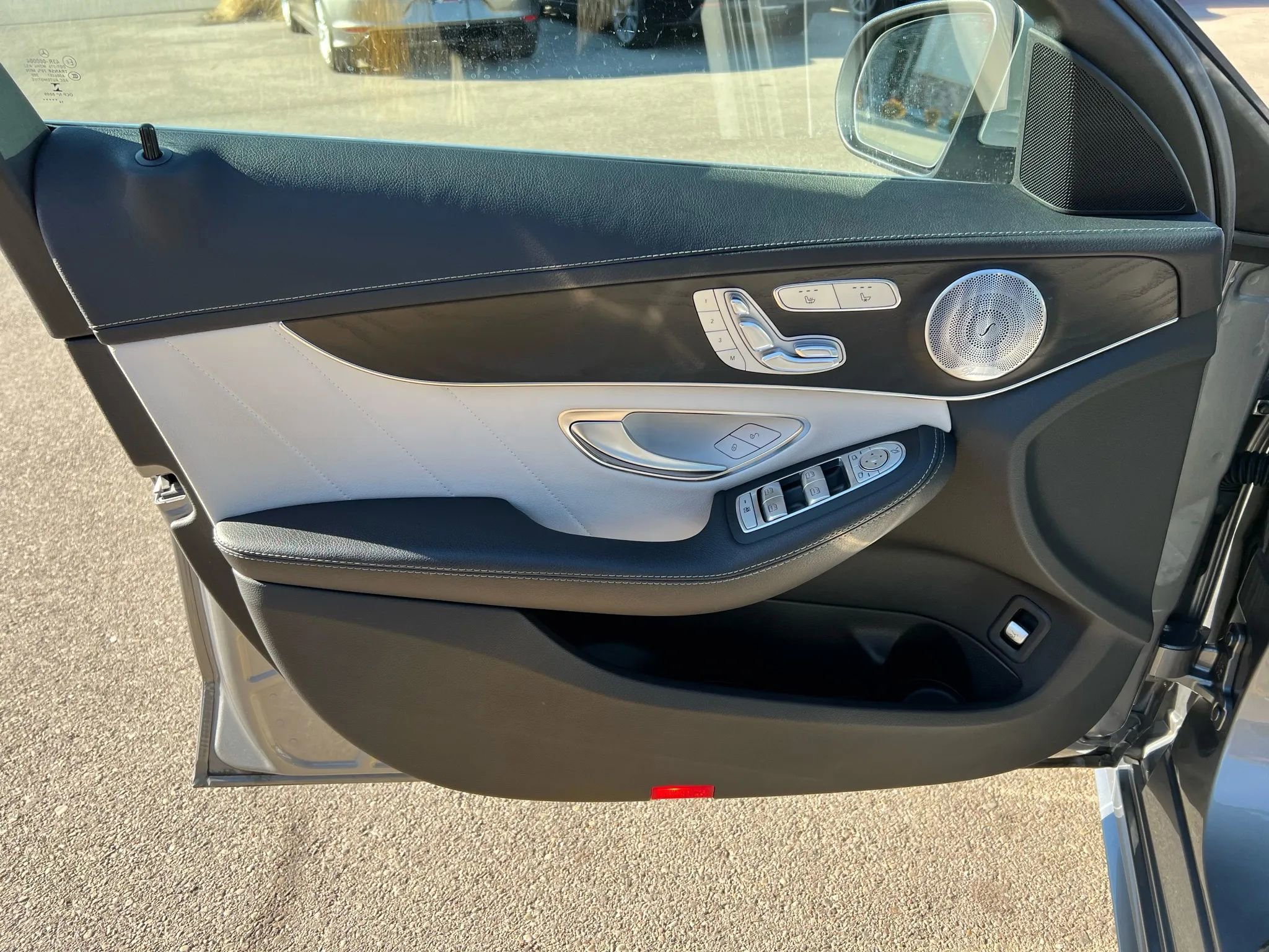 Used 2015 Mercedes-Benz C 300 4MATIC Sedan w/ Multimedia Package image 22