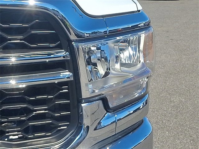 Used 2023 RAM 3500 Tradesman w/ Chrome Appearance Group image 9