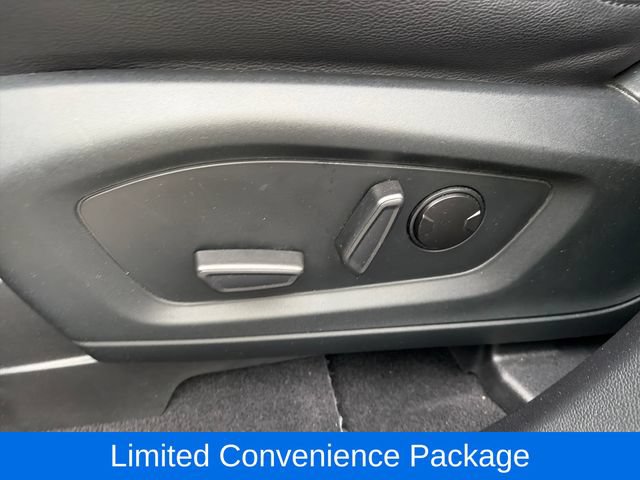 Used 2021 Ford Explorer Limited w/ Equipment Group 301A AWD/4WD image 17