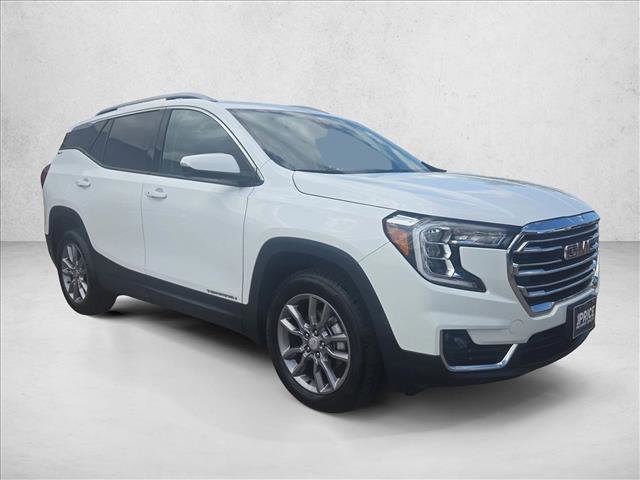 Used 2024 GMC Terrain SLT image 3