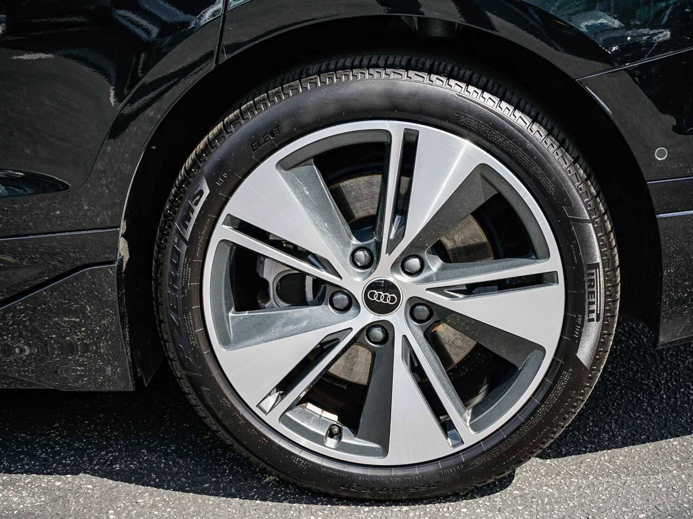 Certified 2025 Audi A6 e-tron Premium Plus w/ Premium Plus image 10