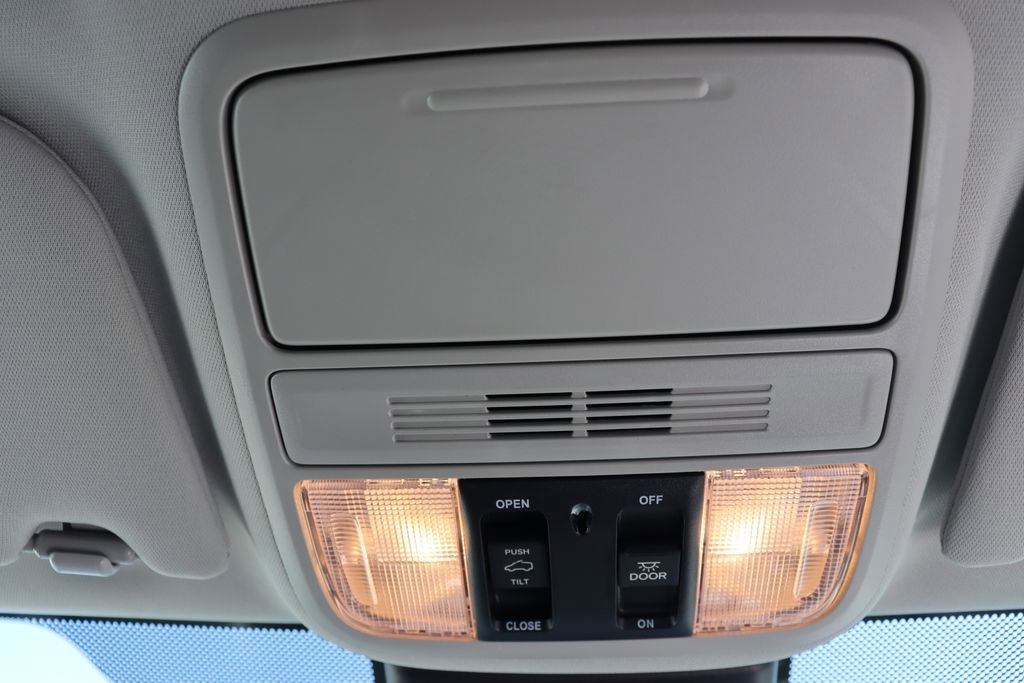 Used 2026 Honda Odyssey Elite image 29