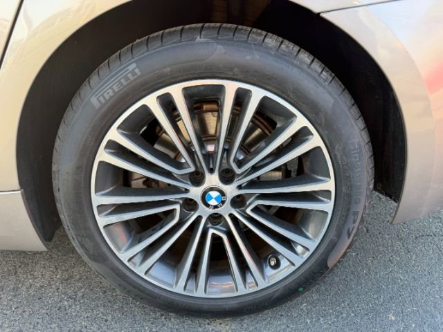 Used 2018 BMW 530i xDrive image 16