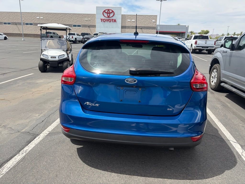 Used 2018 Ford Focus SE image 3