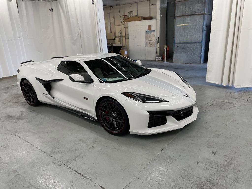 Used 2023 Chevrolet Corvette Z06 image 7