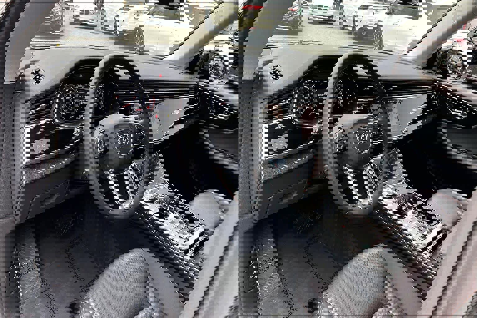 Used 2020 Audi Q8 Premium Plus image 16