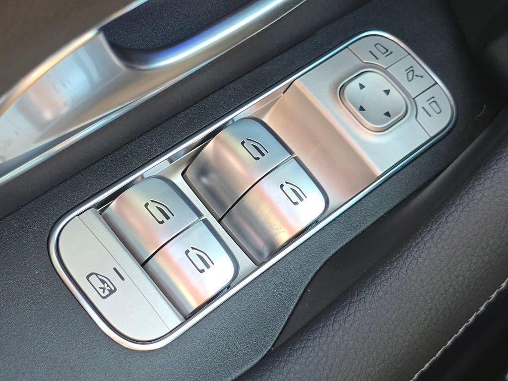 New 2026 Mercedes-Benz GLS 450 4MATIC image 30