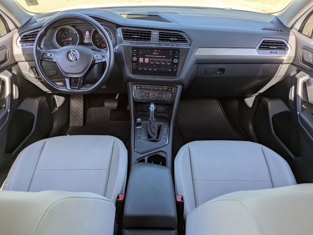 Used 2018 Volkswagen Tiguan SE image 17