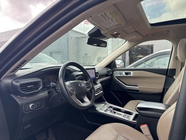 Used 2021 Ford Explorer Limited w/ Hybrid Equipment Group 310A image 12