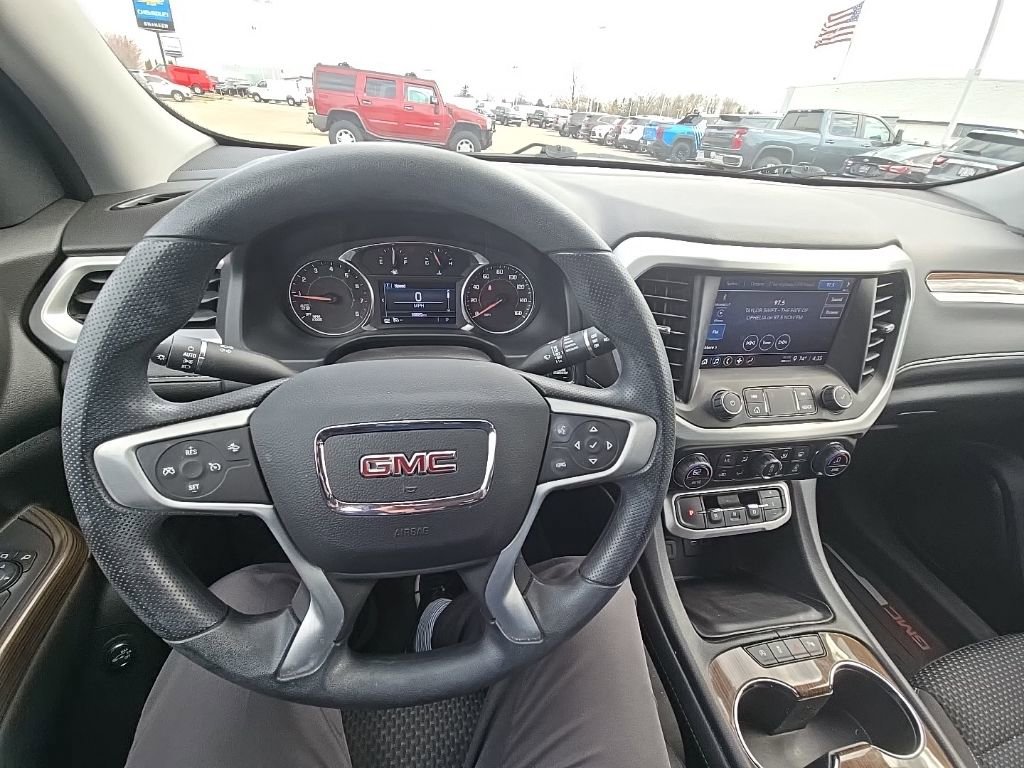 Certified 2023 GMC Acadia SLE w/ Driver Convenience Package image 22