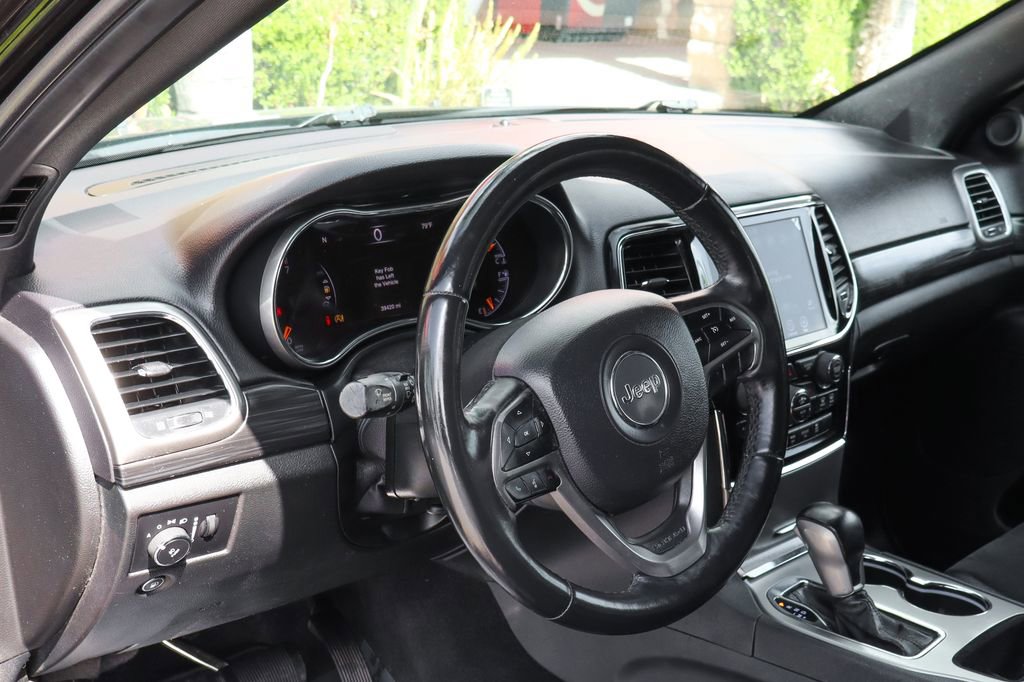 Used 2019 Jeep Grand Cherokee Altitude image 19