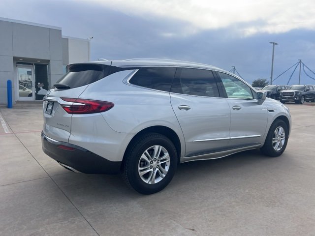 Used 2018 Buick Enclave Essence image 7