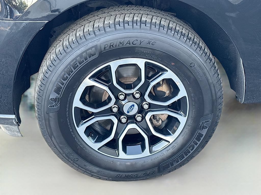 Used 2023 Ford Expedition Limited RWD image 32