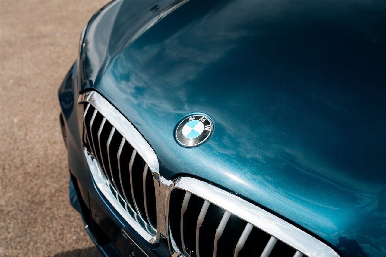 Used 2022 BMW X5 sDrive40i w/ M Sport Package image 11