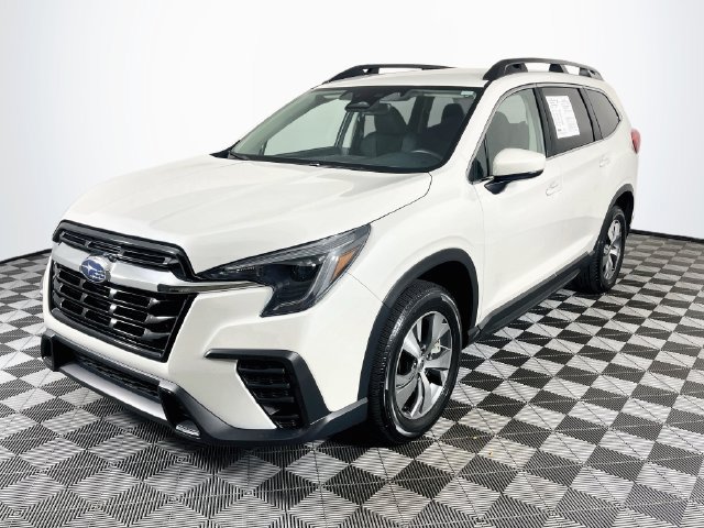 Used 2025 Subaru Ascent Premium AWD/4WD image 4