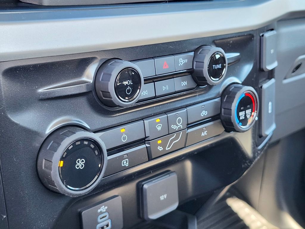 New 2026 Ford F250 XL w/ FX4 Off-Road Package image 17