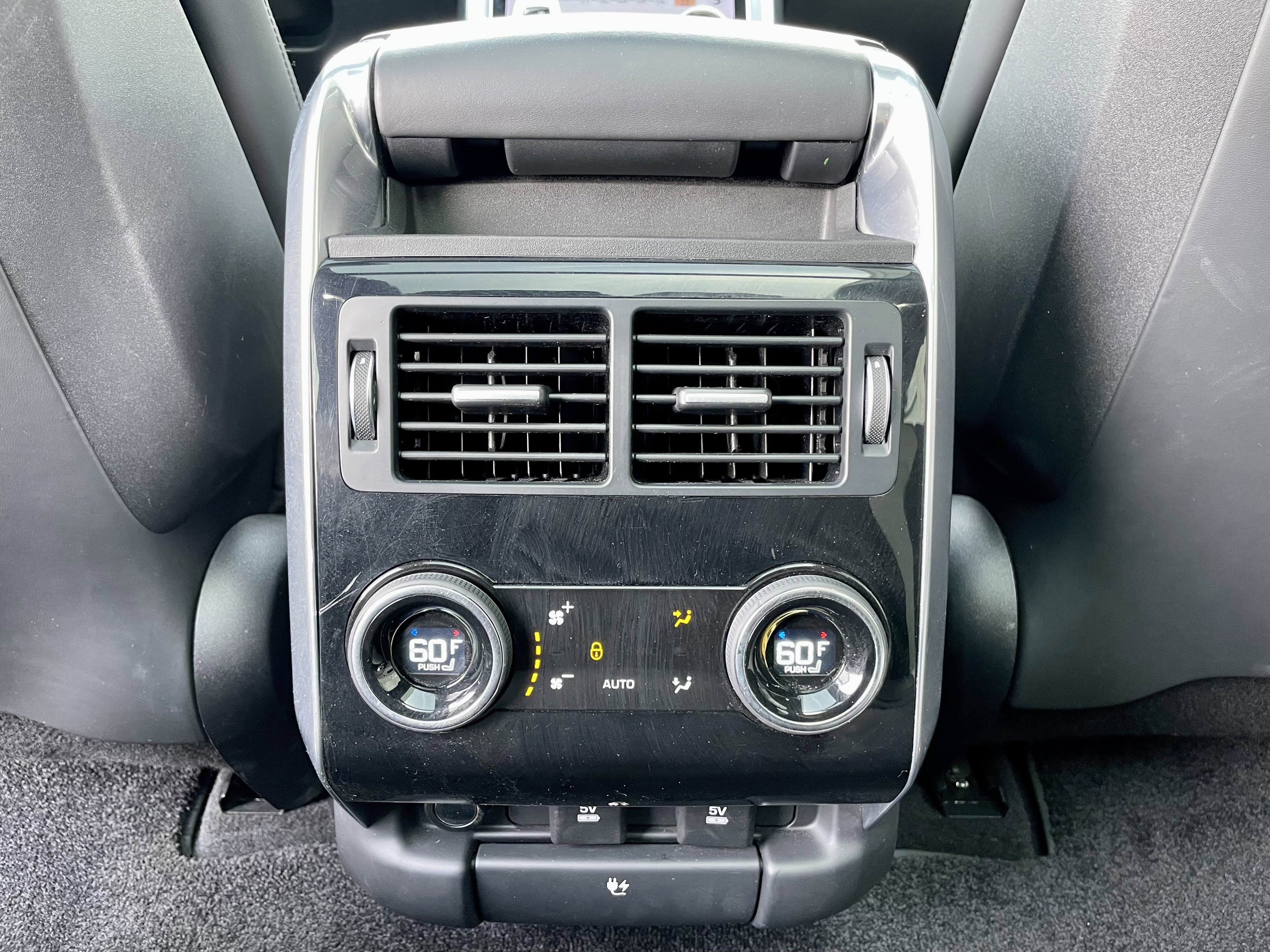 Used 2019 Land Rover Range Rover Sport SVR image 26