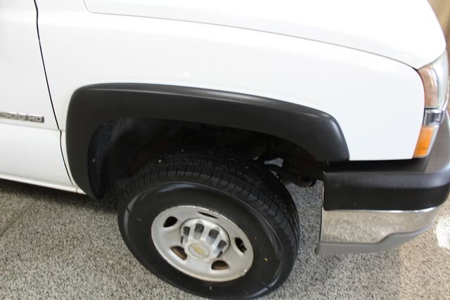 Used 2003 Chevrolet Silverado 2500 W/T image 12