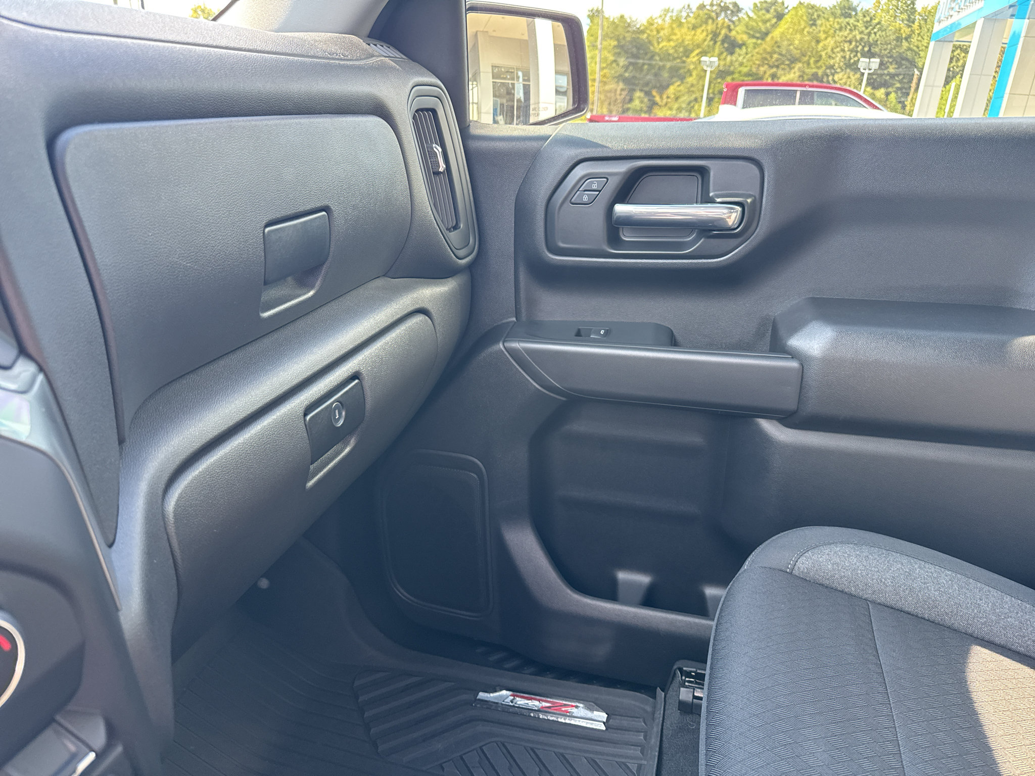 Used 2024 Chevrolet Silverado 1500 Custom Trail Boss AWD/4WD image 20