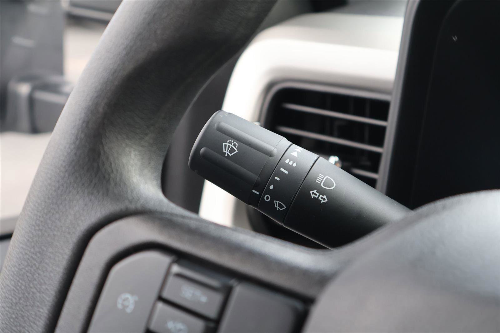 Certified 2025 Ford F250 XL w/ STX Appearance Package image 20