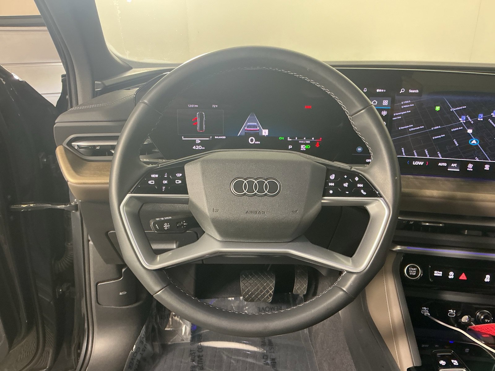 Used 2025 Audi Q5 Premium Plus AWD/4WD image 13