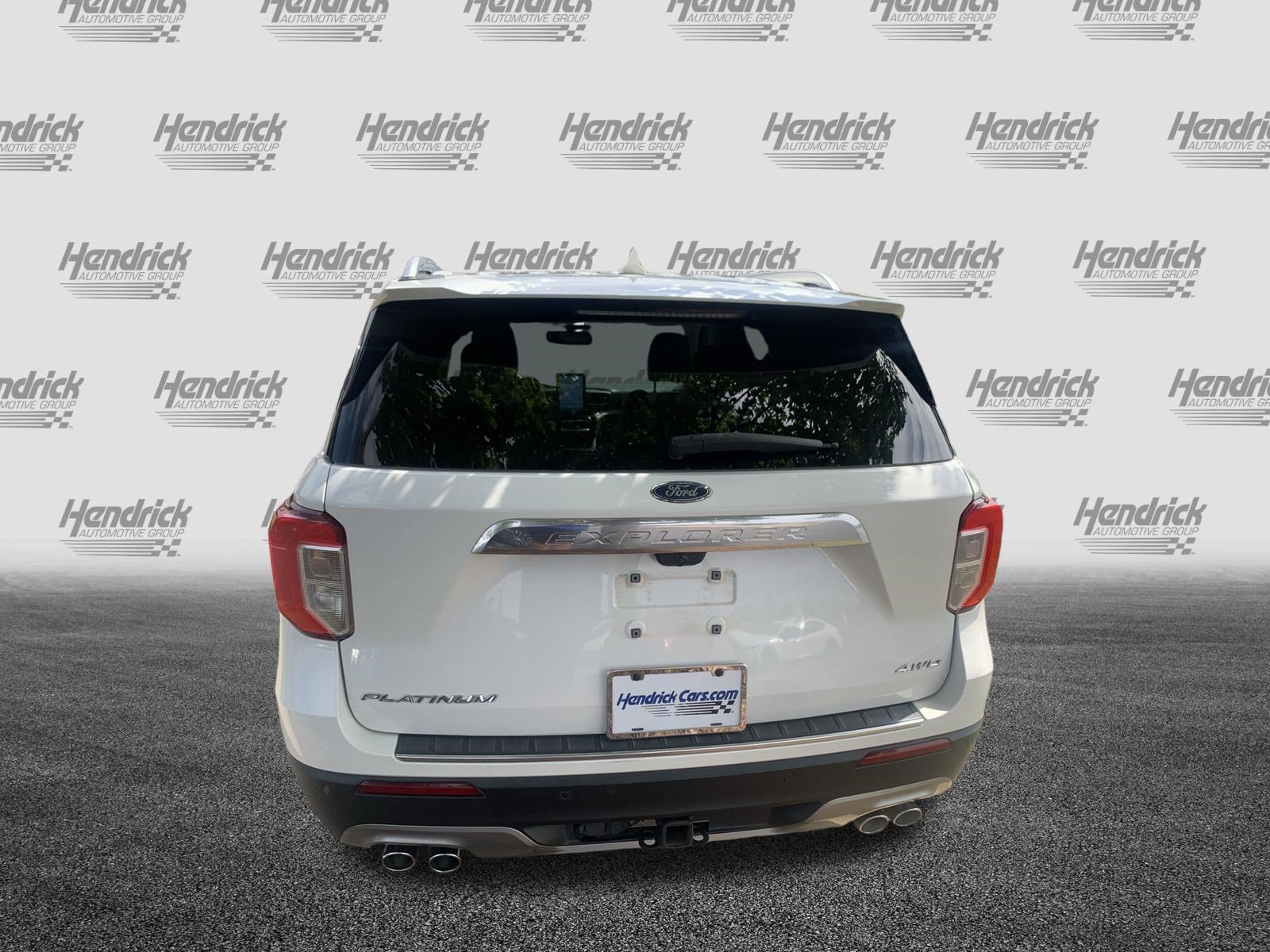 Used 2021 Ford Explorer Platinum w/ Equipment Group 601A AWD/4WD image 9