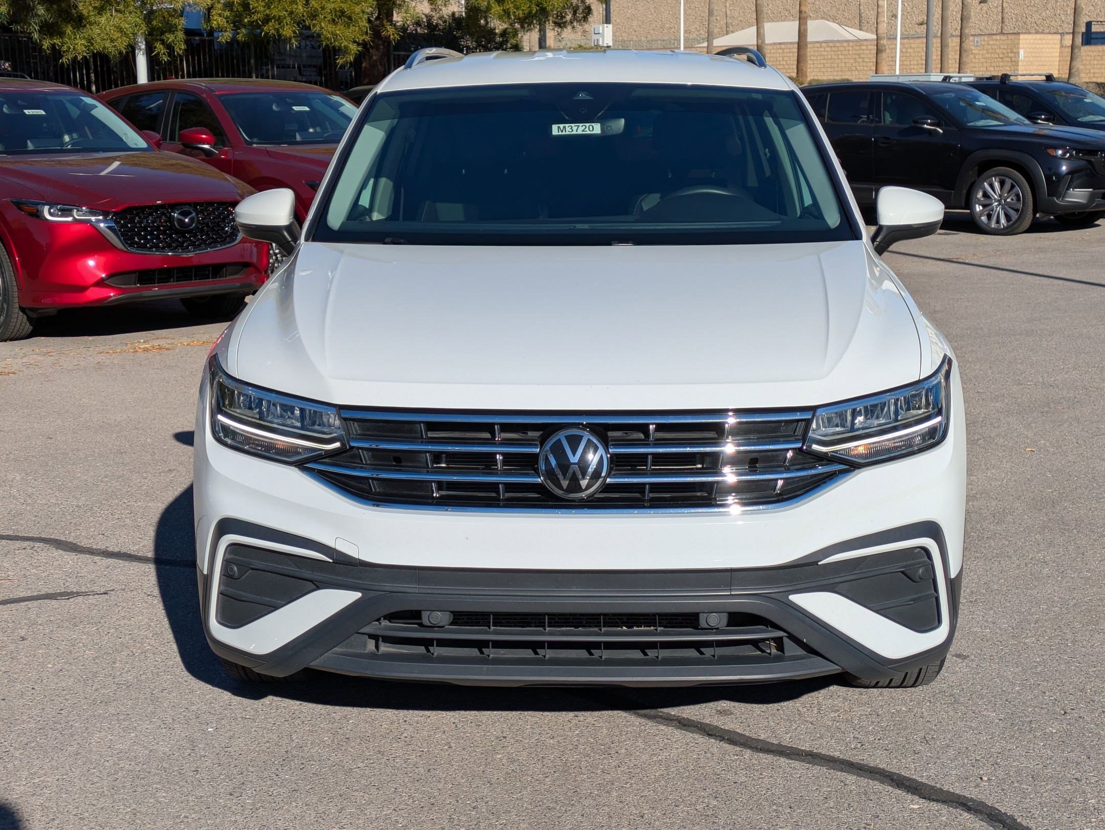 Used 2022 Volkswagen Tiguan SE image 8