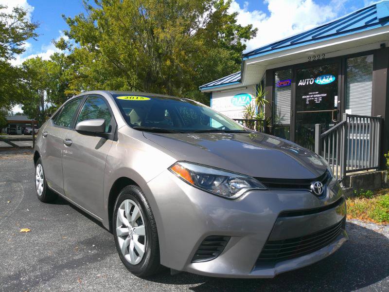 Used 2015 Toyota Corolla LE image 4
