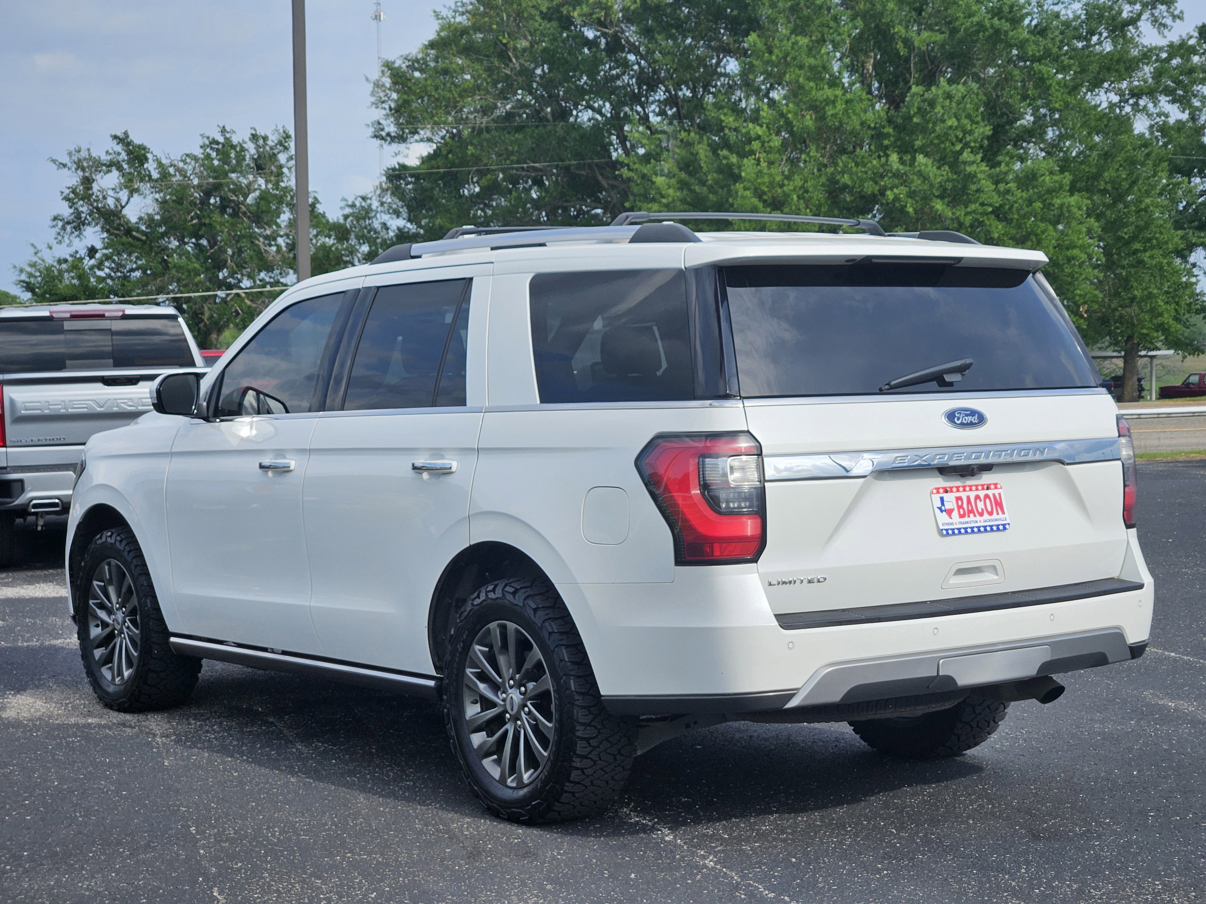 Used 2020 Ford Expedition Limited w/ Cargo Package RWD image 4