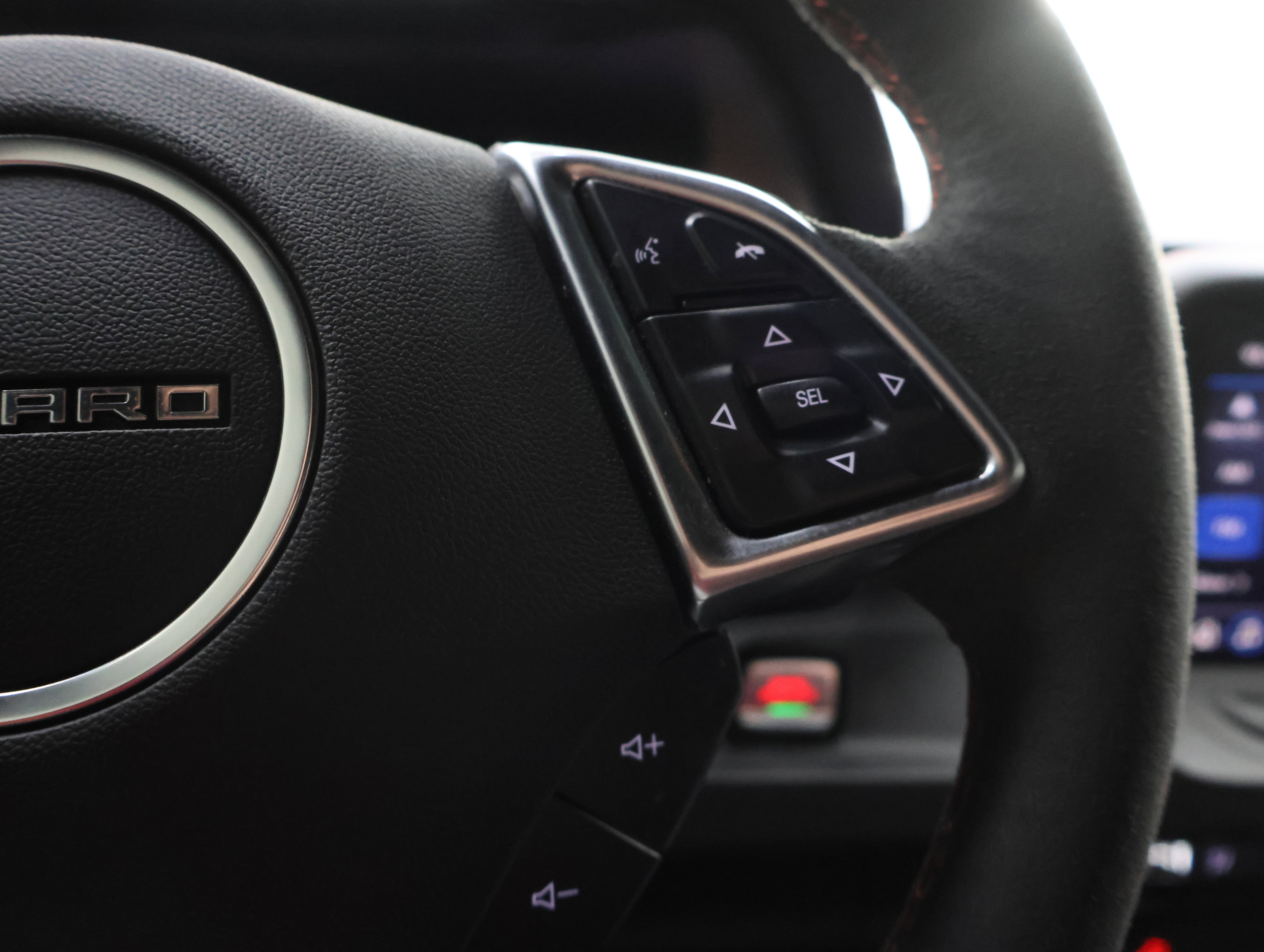 Used 2021 Chevrolet Camaro ZL1 RWD image 14