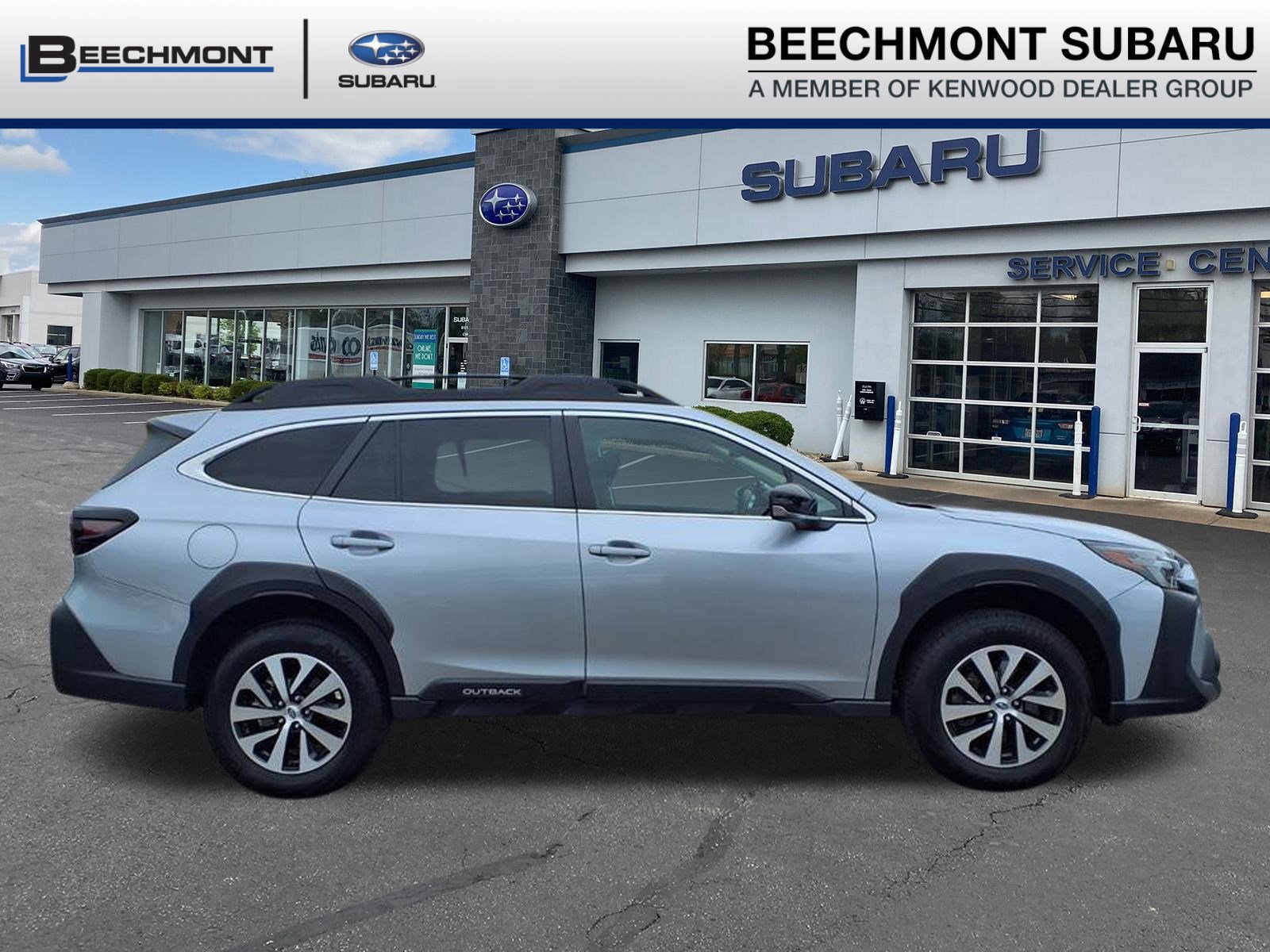 Used 2025 Subaru Outback Premium image 8