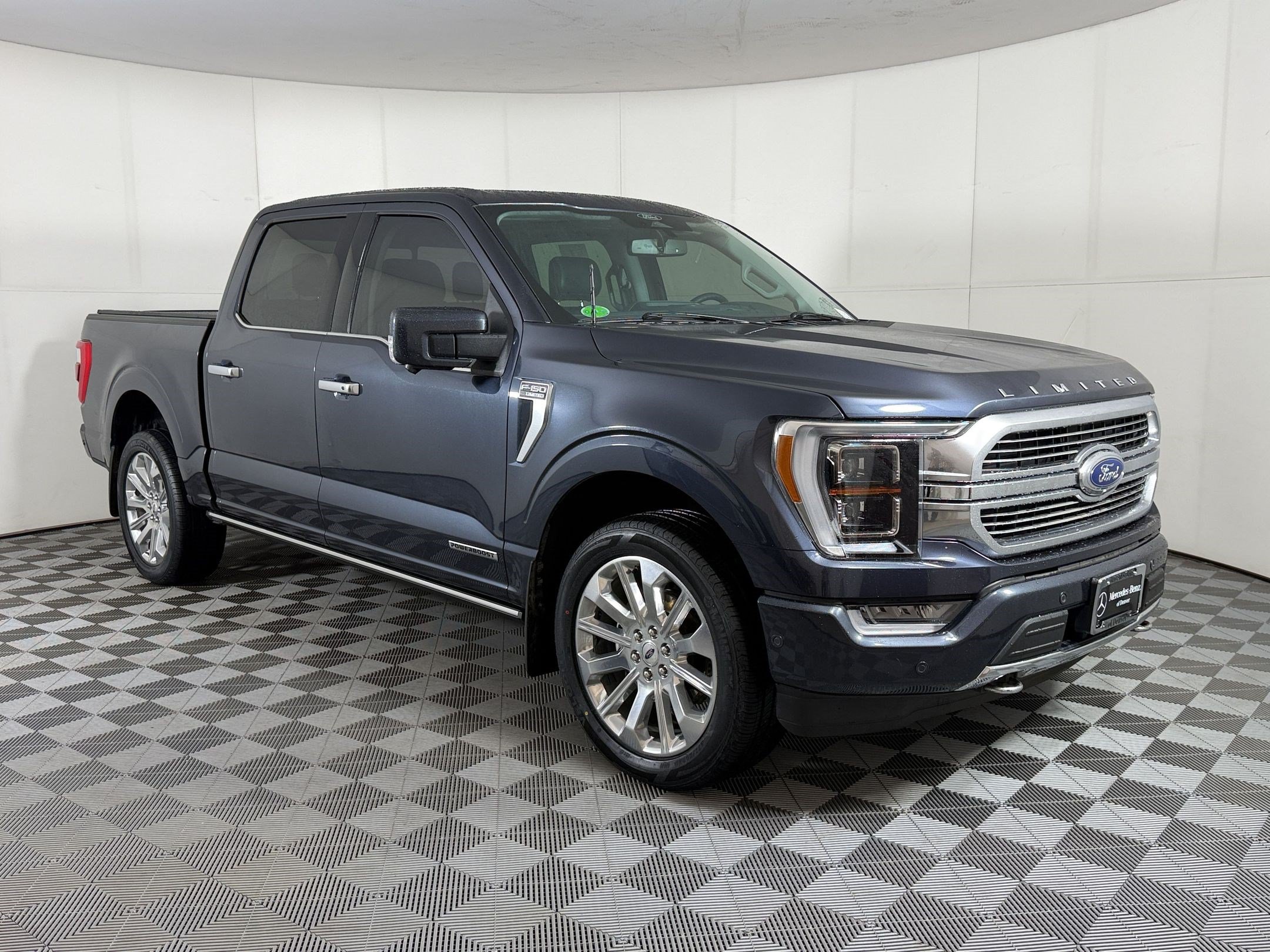 Used 2022 Ford F150 Limited AWD/4WD image 7