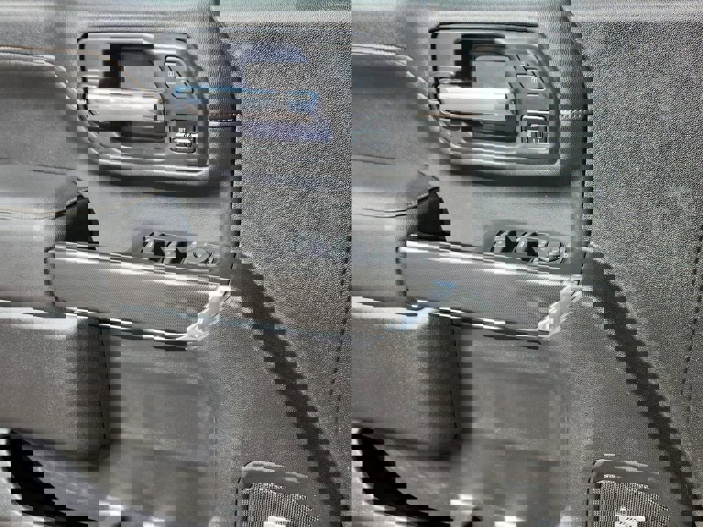 Used 2023 GMC Sierra 2500 AT4 w/ AT4 Premium Plus Package image 21