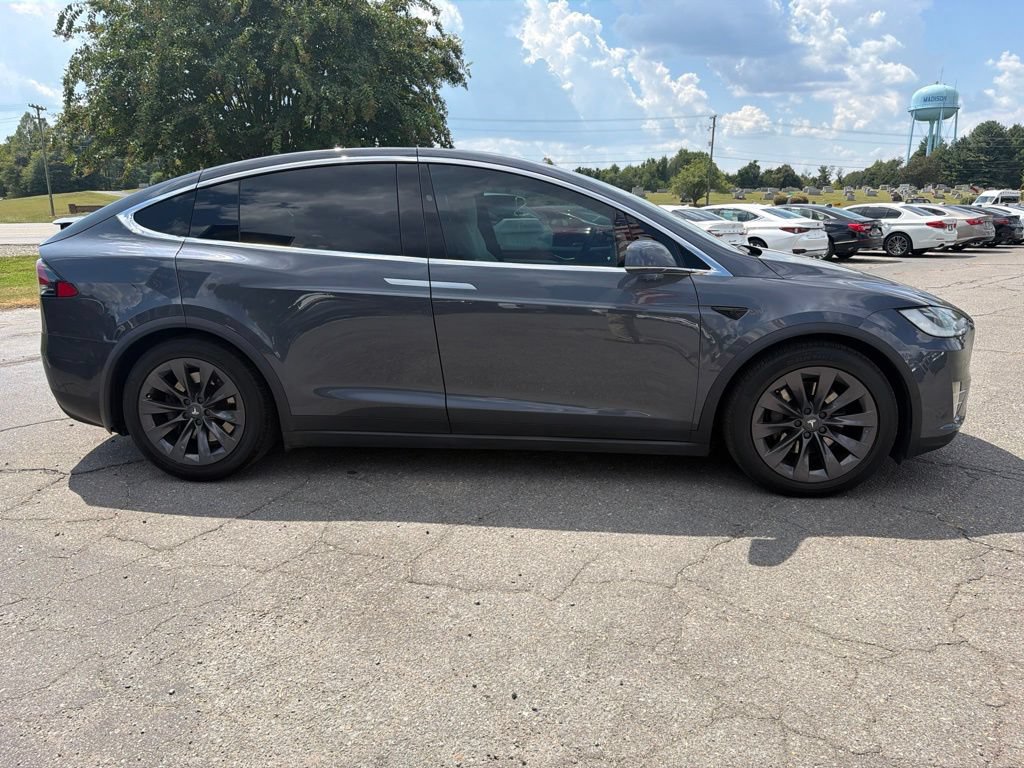 Used 2017 Tesla Model X 90D AWD/4WD image 9