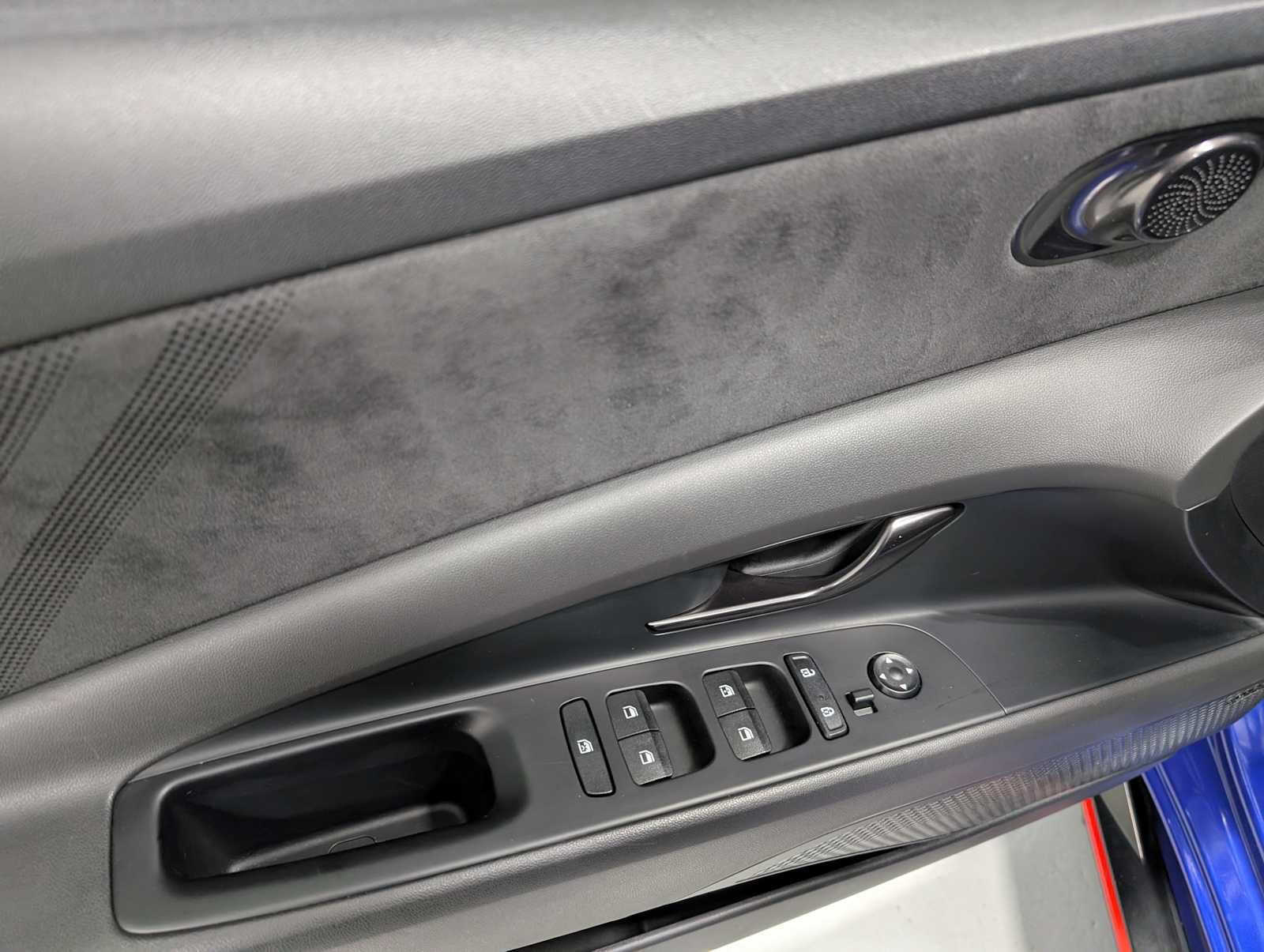 Used 2023 Hyundai Elantra N image 35