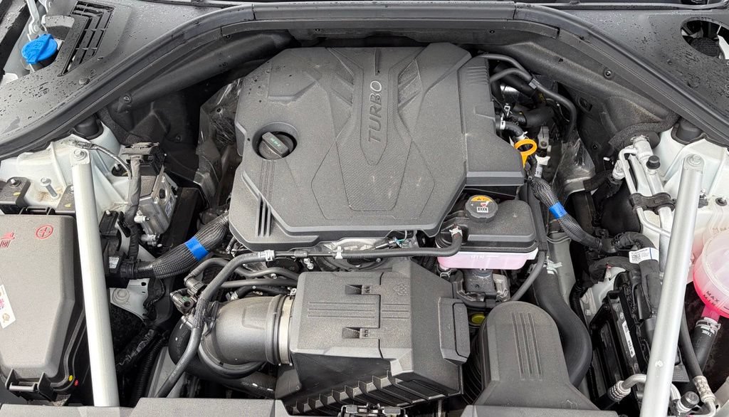 Certified 2026 Genesis GV70 2.5T Sport Prestige AWD/4WD image 8