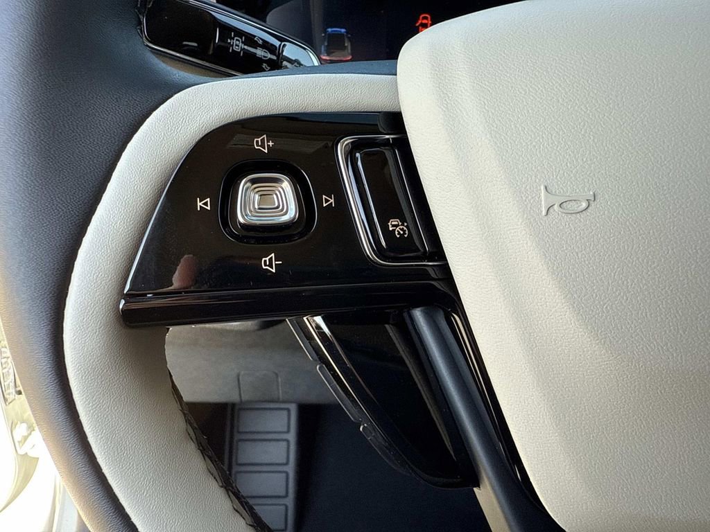 New 2026 Lincoln Corsair Premiere image 30