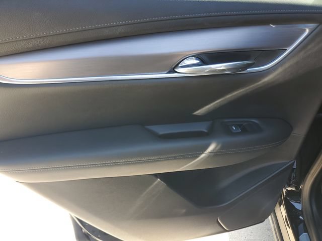 Certified 2024 Cadillac XT6 Luxury FWD image 16
